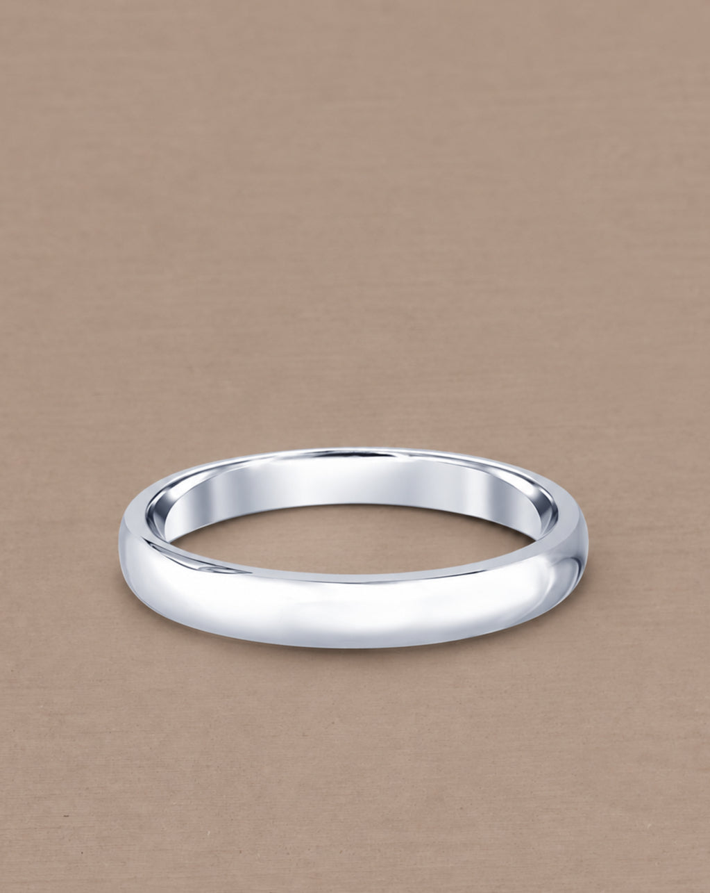 Round Gloss women's wedding ring with rounded polished band by Sphere Diamond Bangkok