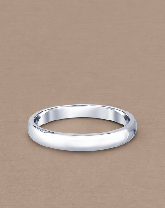 Round Gloss women's wedding ring with rounded polished band by Sphere Diamond Bangkok